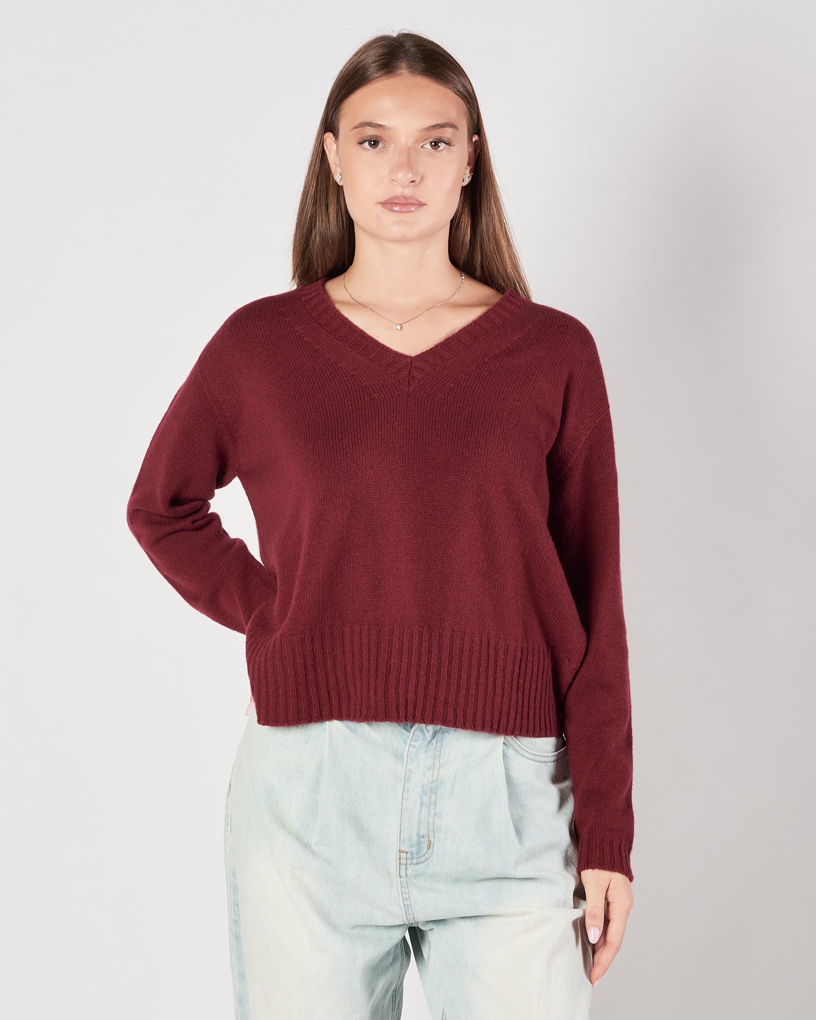 Maglia A|STORE scollo v bordeaux