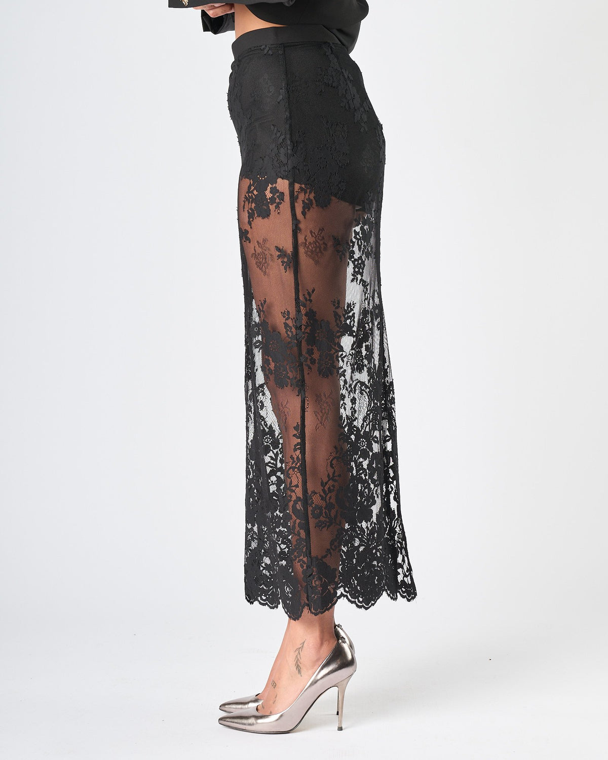 Gonna Silence in pizzo nero