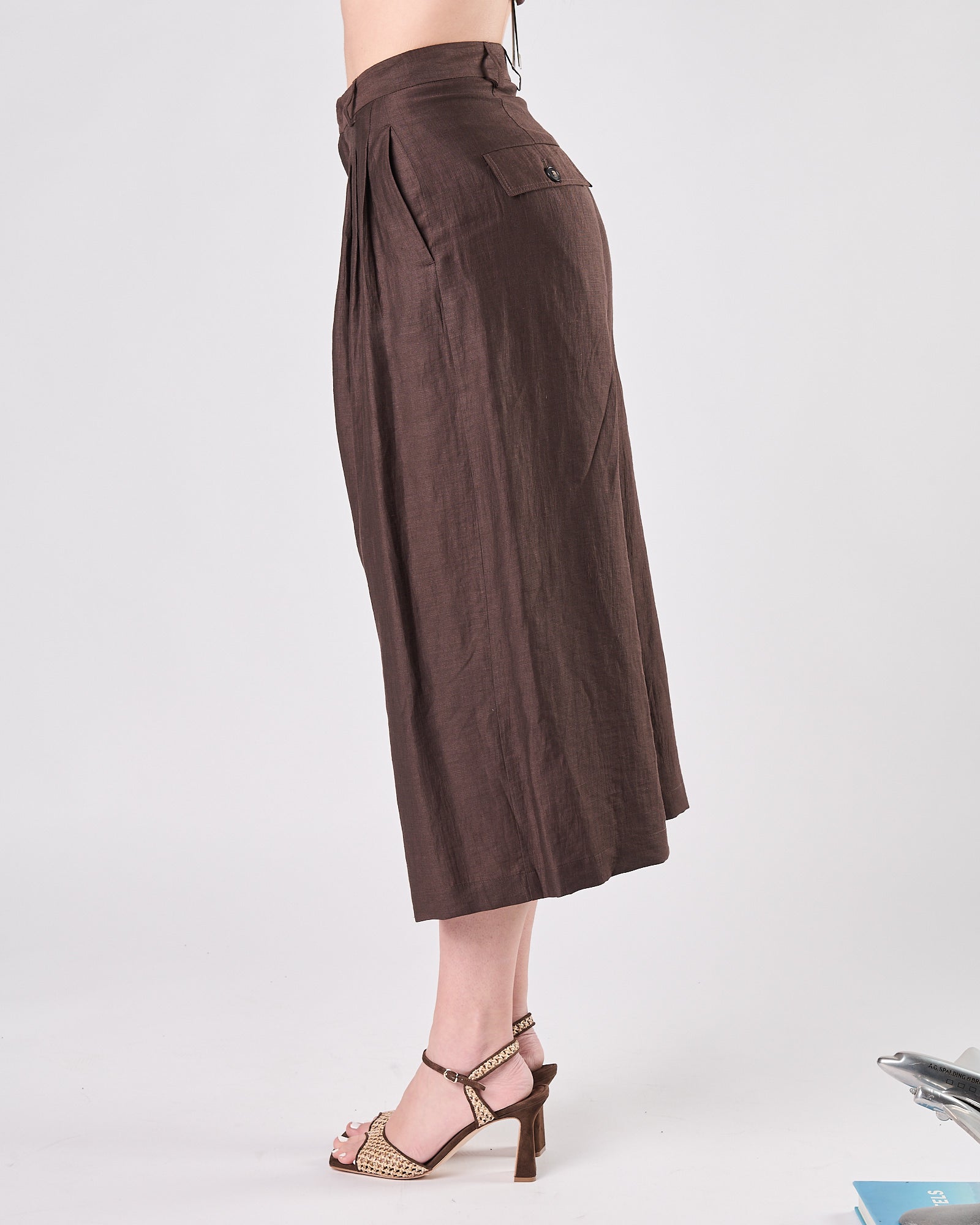 Pantagonna Tela9 in lino moro