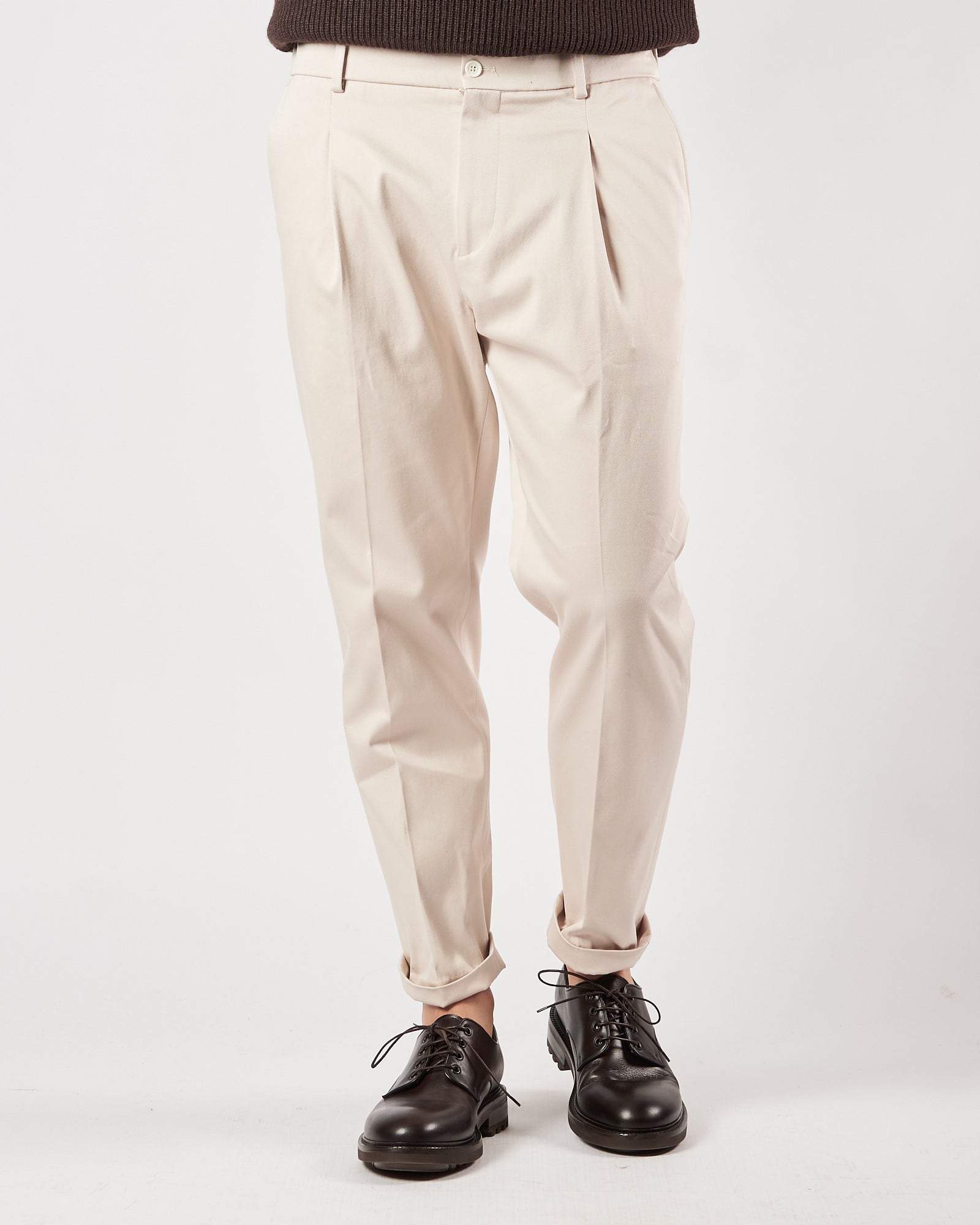 Pantalone A|STORE uomo con pences gesso