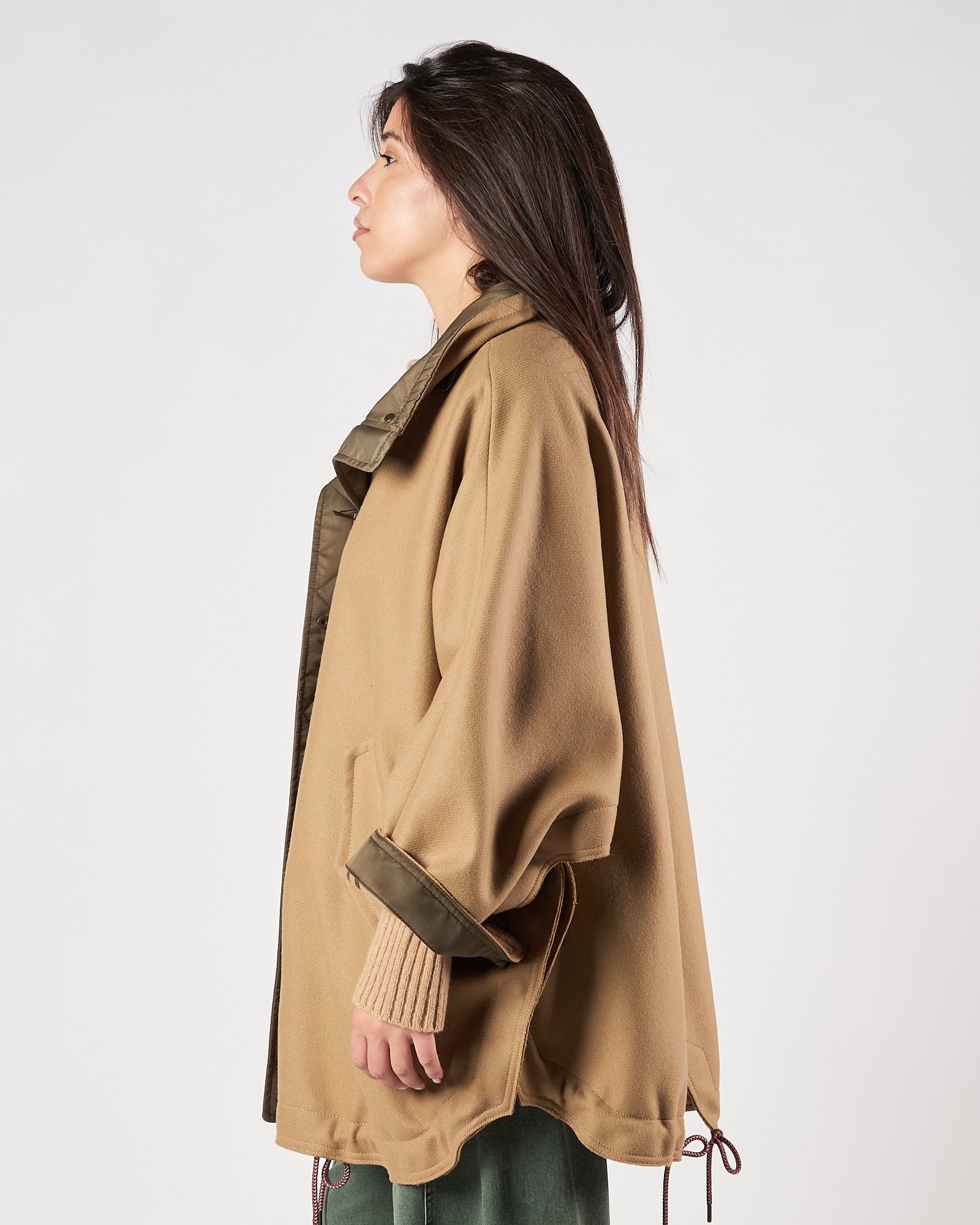 Mantella Bazar Deluxe over beige