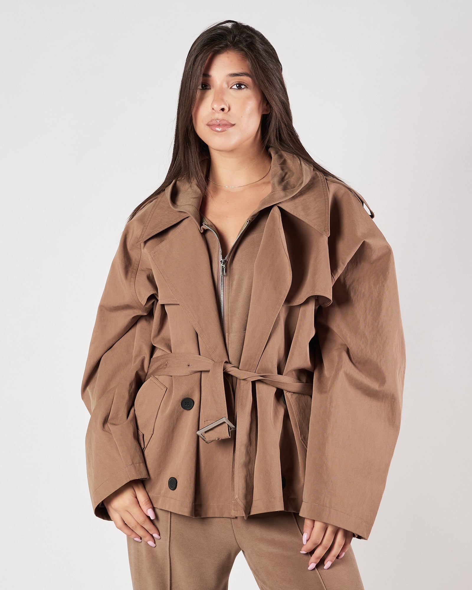Trench Eleh corto doppio petto beige