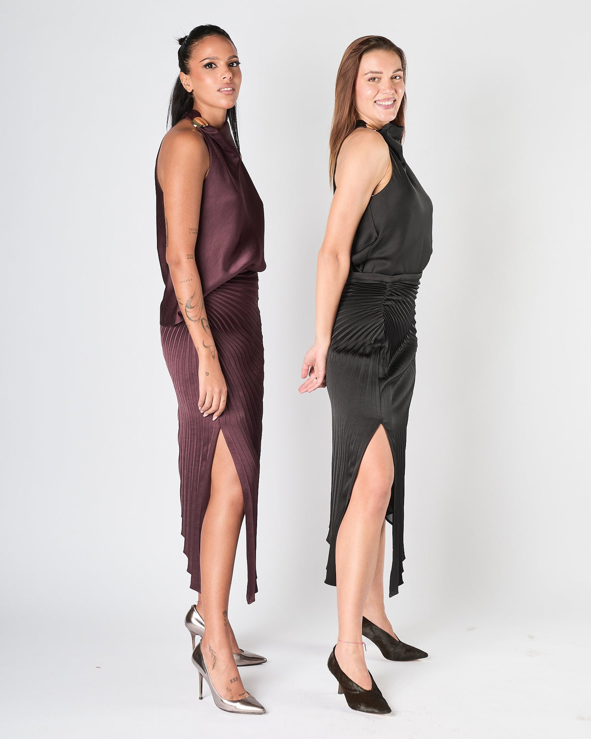 Top Carla Ruiz in raso nero