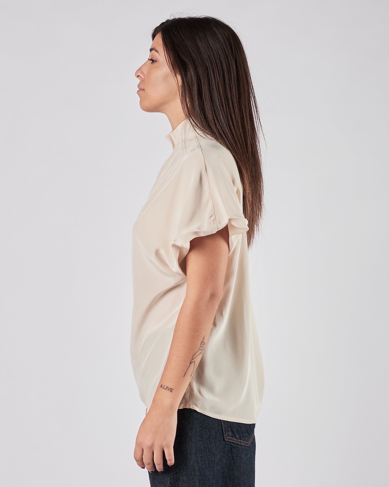 Camicia Tela9  smanicata gesso