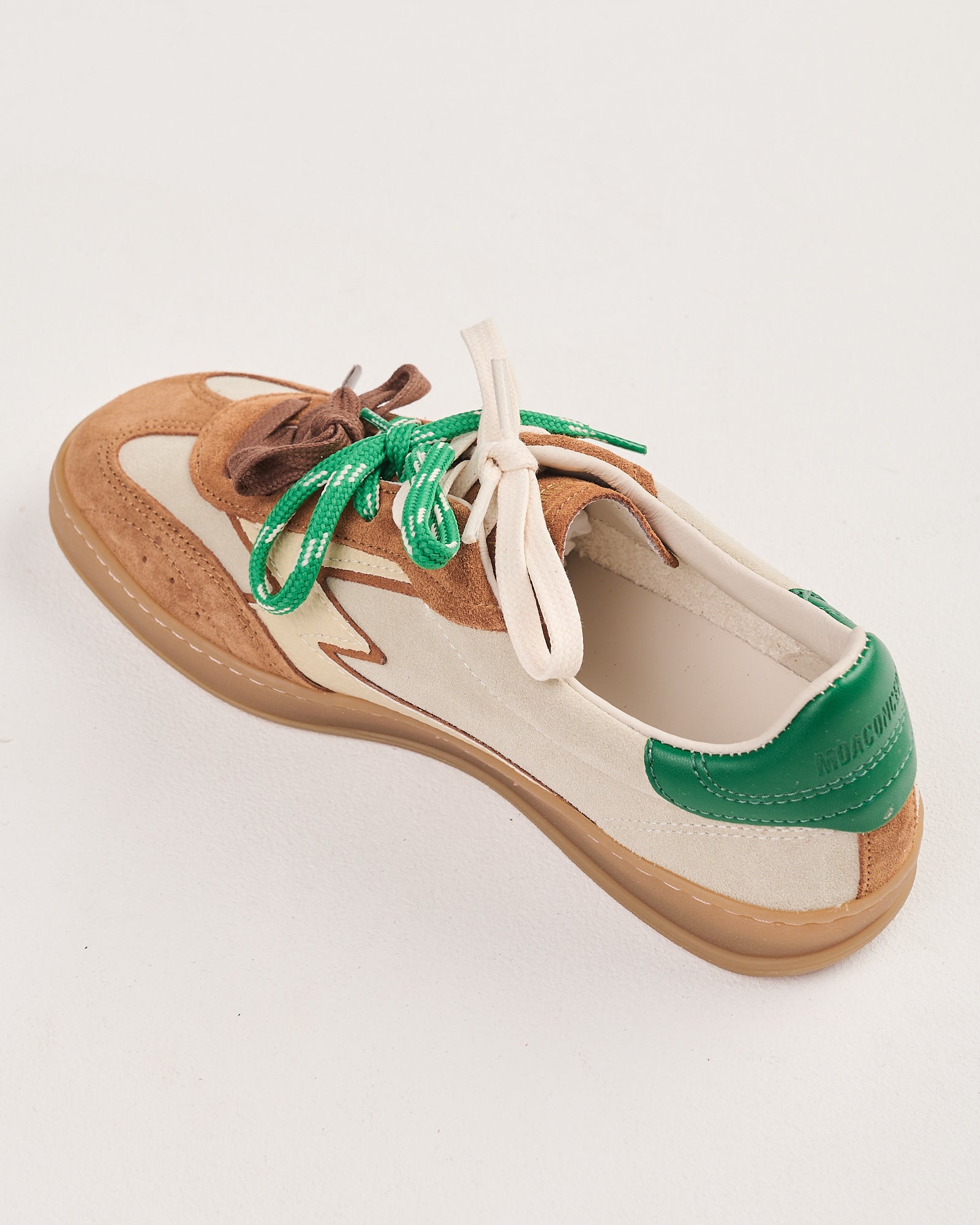 Sneaker Moaconcept in suede triplo laccio