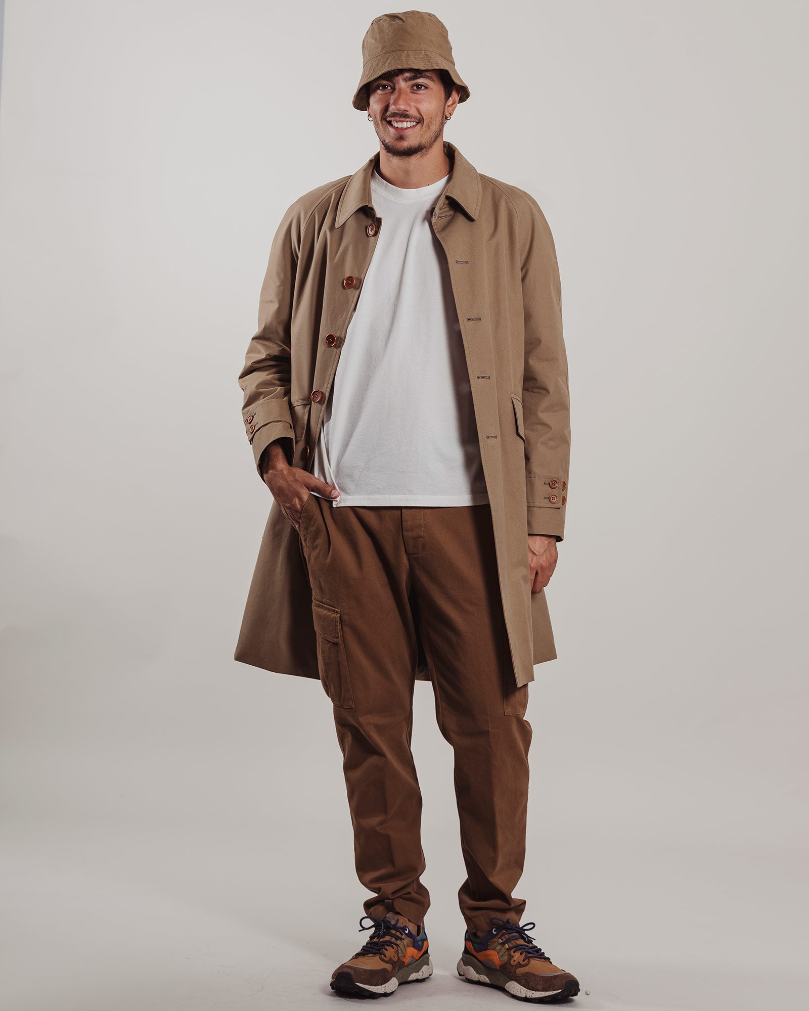 Trench L'impermeabile beige