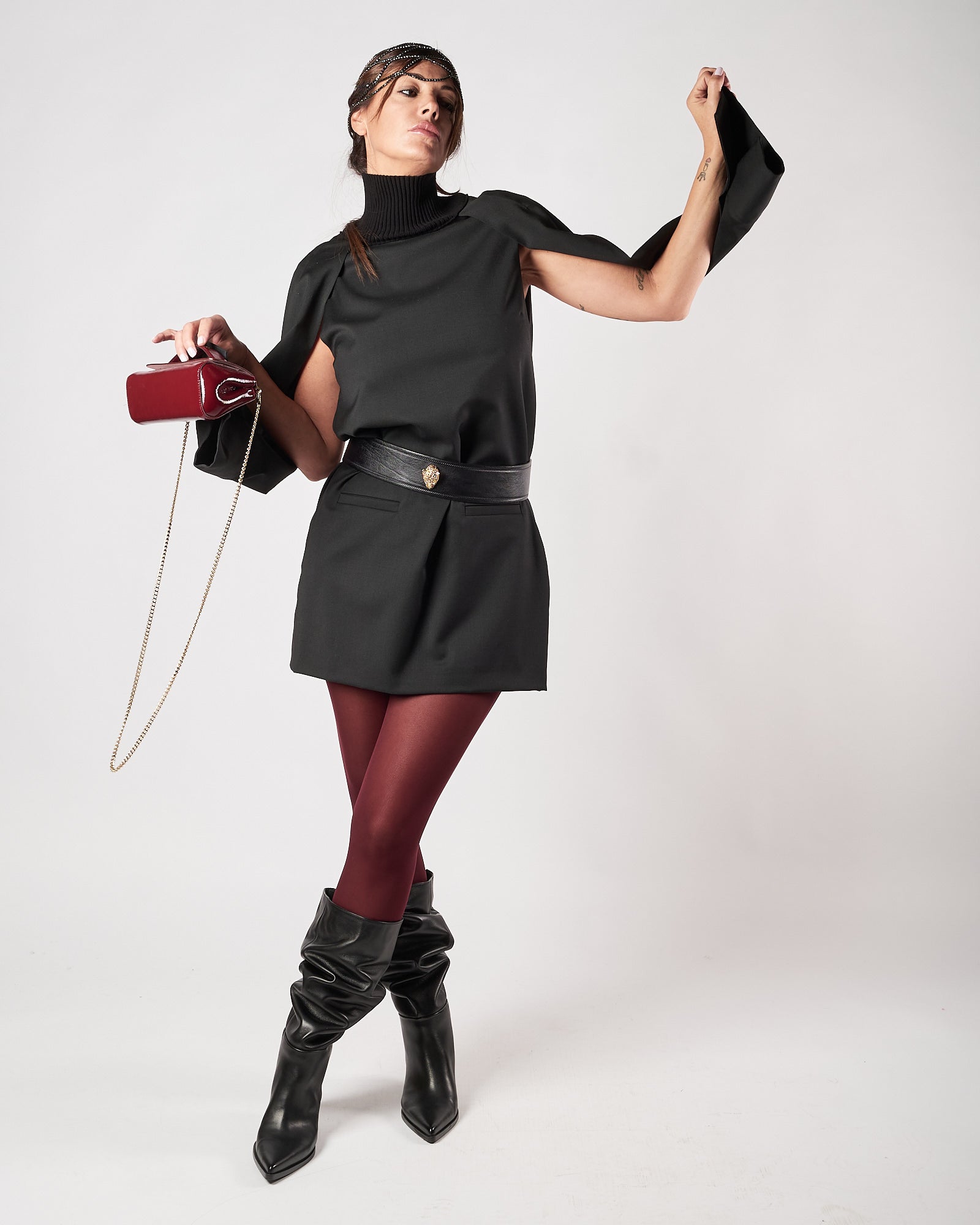 Abito Tela9 con collo alto nero