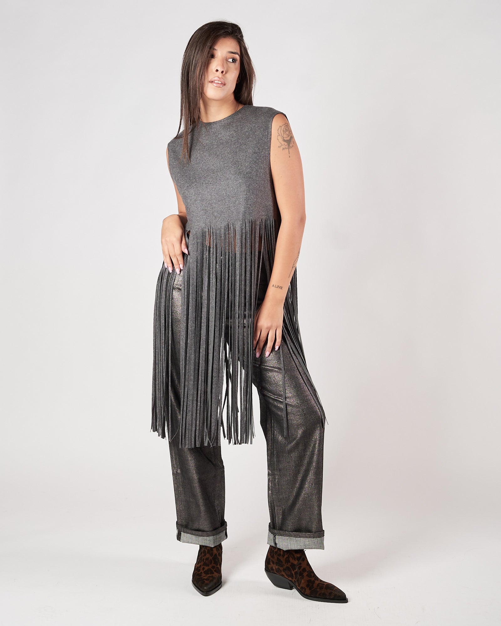 Maglia Tela9 con frange grigia